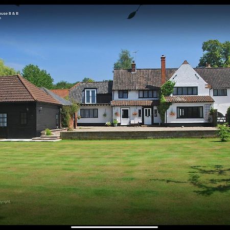 The Bridge Guest House Coltishall Bagian luar foto