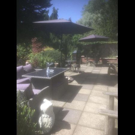 The Bridge Guest House Coltishall Bagian luar foto