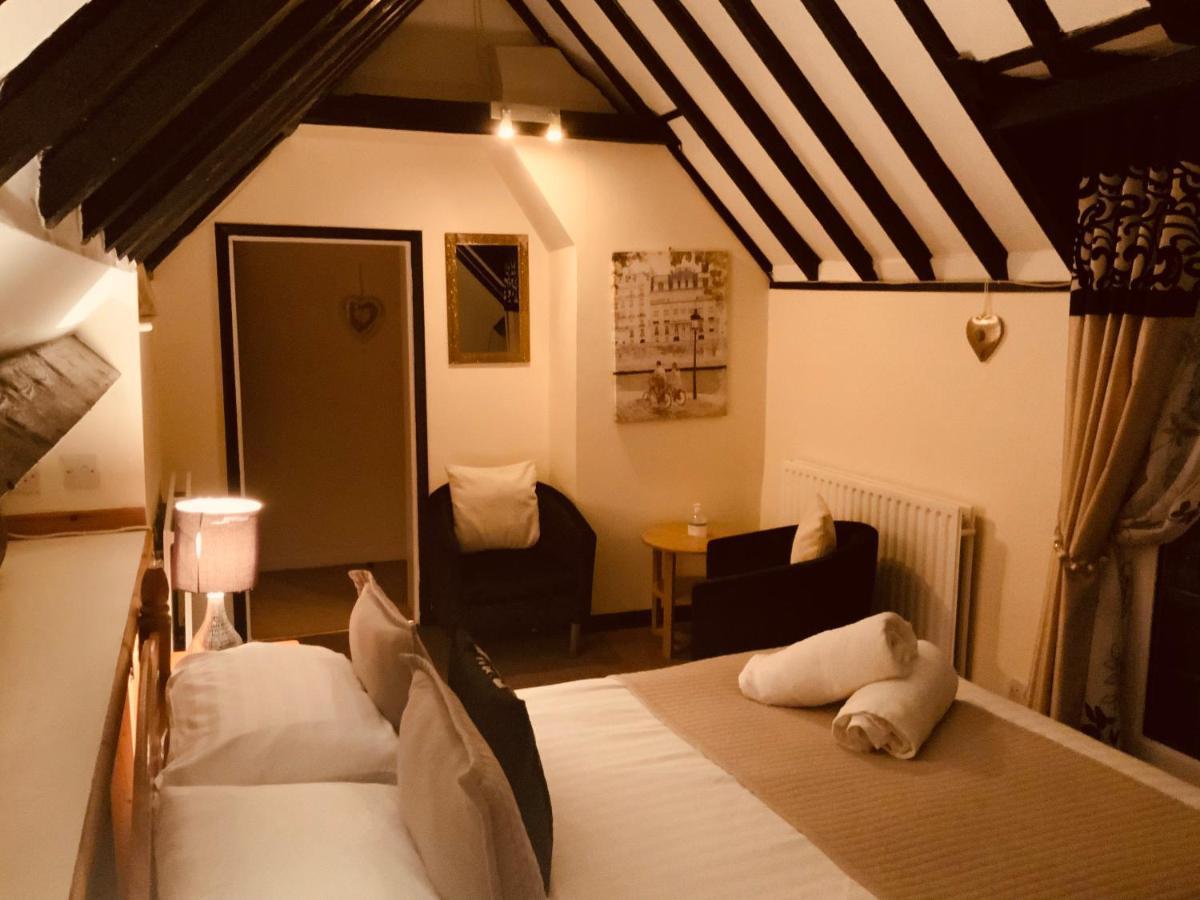 The Bridge Guest House Coltishall Bagian luar foto